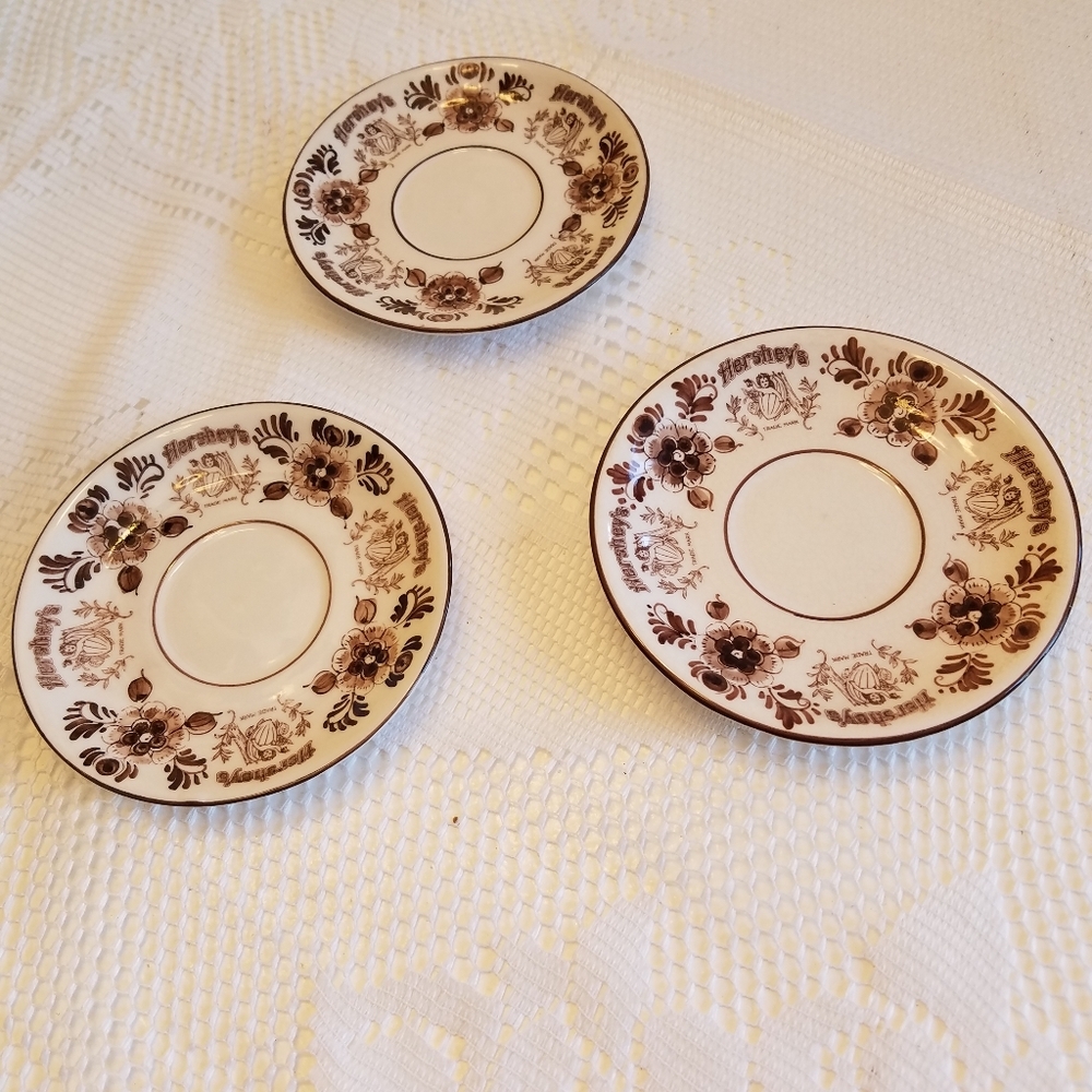 Hershey Chocolate Foods 3 Saucers 1982